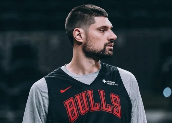 Ervine 24+15 difficult savior, military spirit is hit explode basket net double tower, nash is leaving a dish of big step