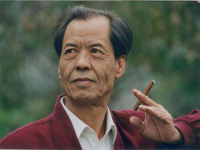 农民出身的他天资平平，50岁写出《白鹿原》，陈