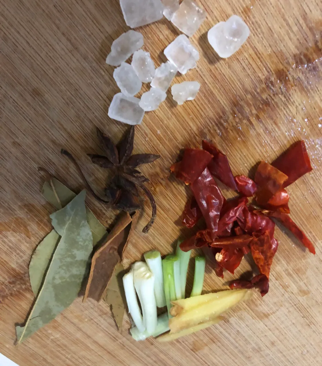 人见人爱的黄豆炖猪蹄,超简单 美食做法 第4张 人见人爱的黄豆炖猪蹄,超简单 美食做法 第4张