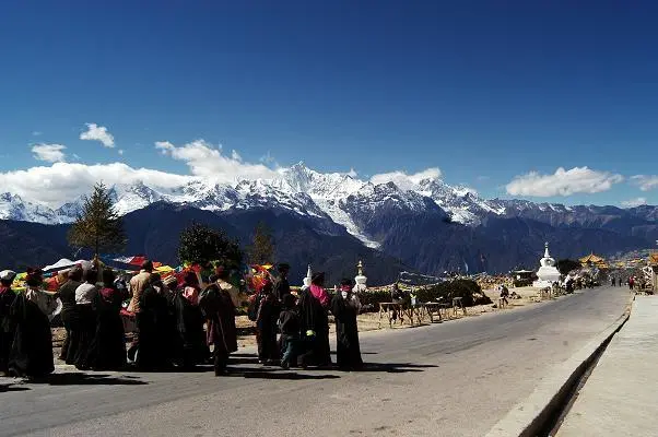 中国最神秘的一座山！太神奇了