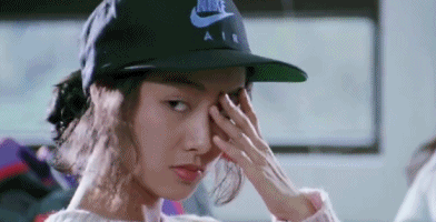 女神与穷小子的爱情：爱上周星驰，下嫁黄贯中，朱茵想要的很简单