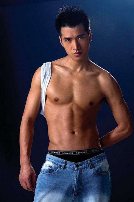 曾被于正钦定的“御用男配”，何晟铭为何一度