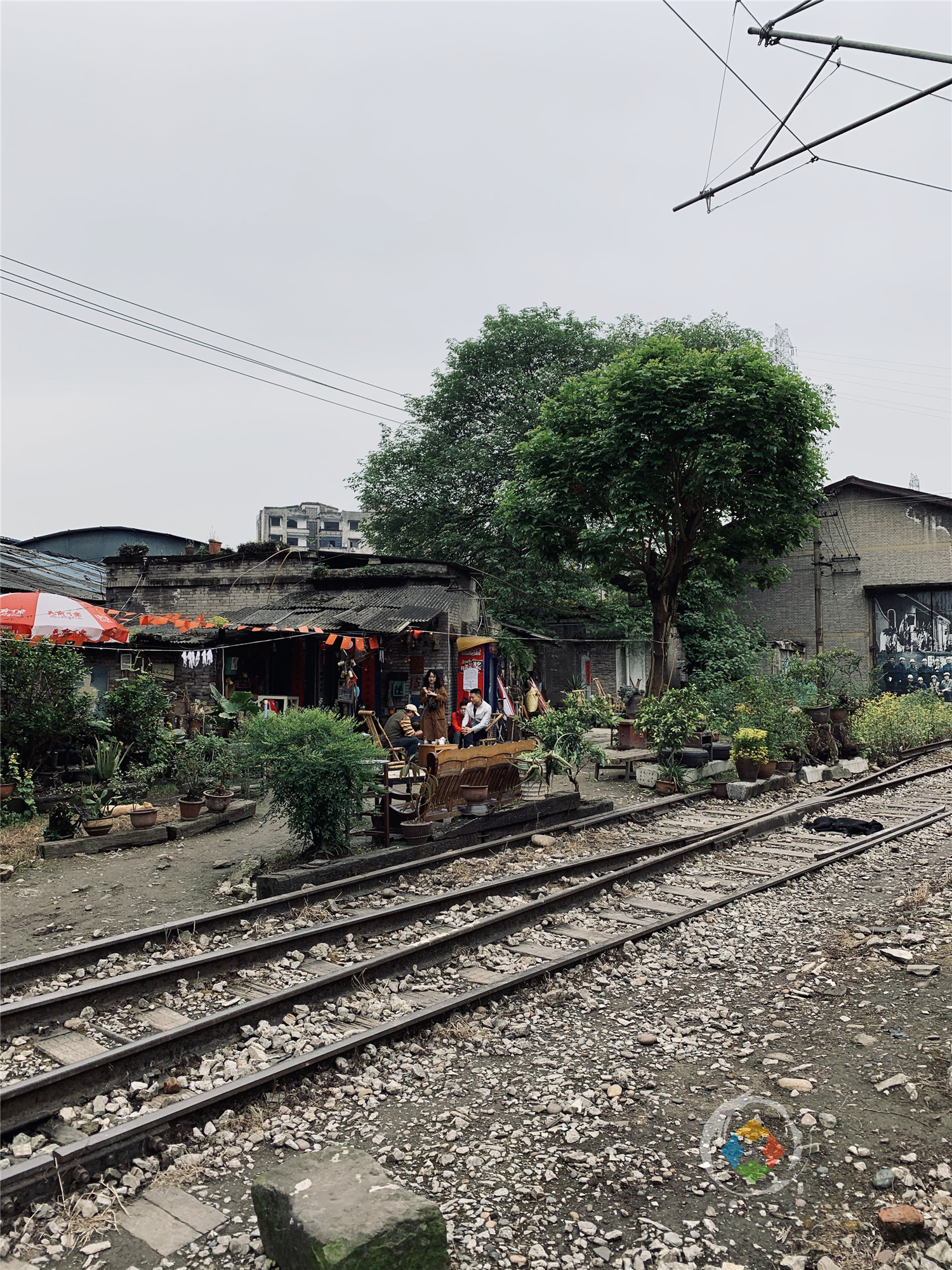 重庆市内旅游攻略：在菜园坝坐火车，10分钟后到站，5元玩一天