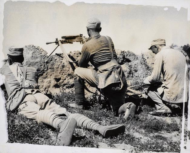 平津决战，毛主席建议先打塘沽，遭到邓华反对