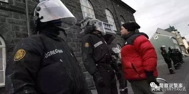 警察最闲的国家:72年只击毙1名罪犯,1/3国民有枪,警察却不配枪