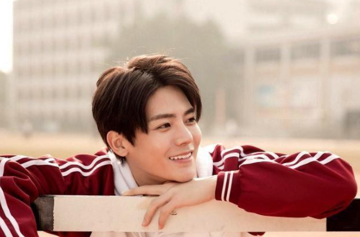 穿校服成风景线的演员，杨洋、肖战、王俊凯、