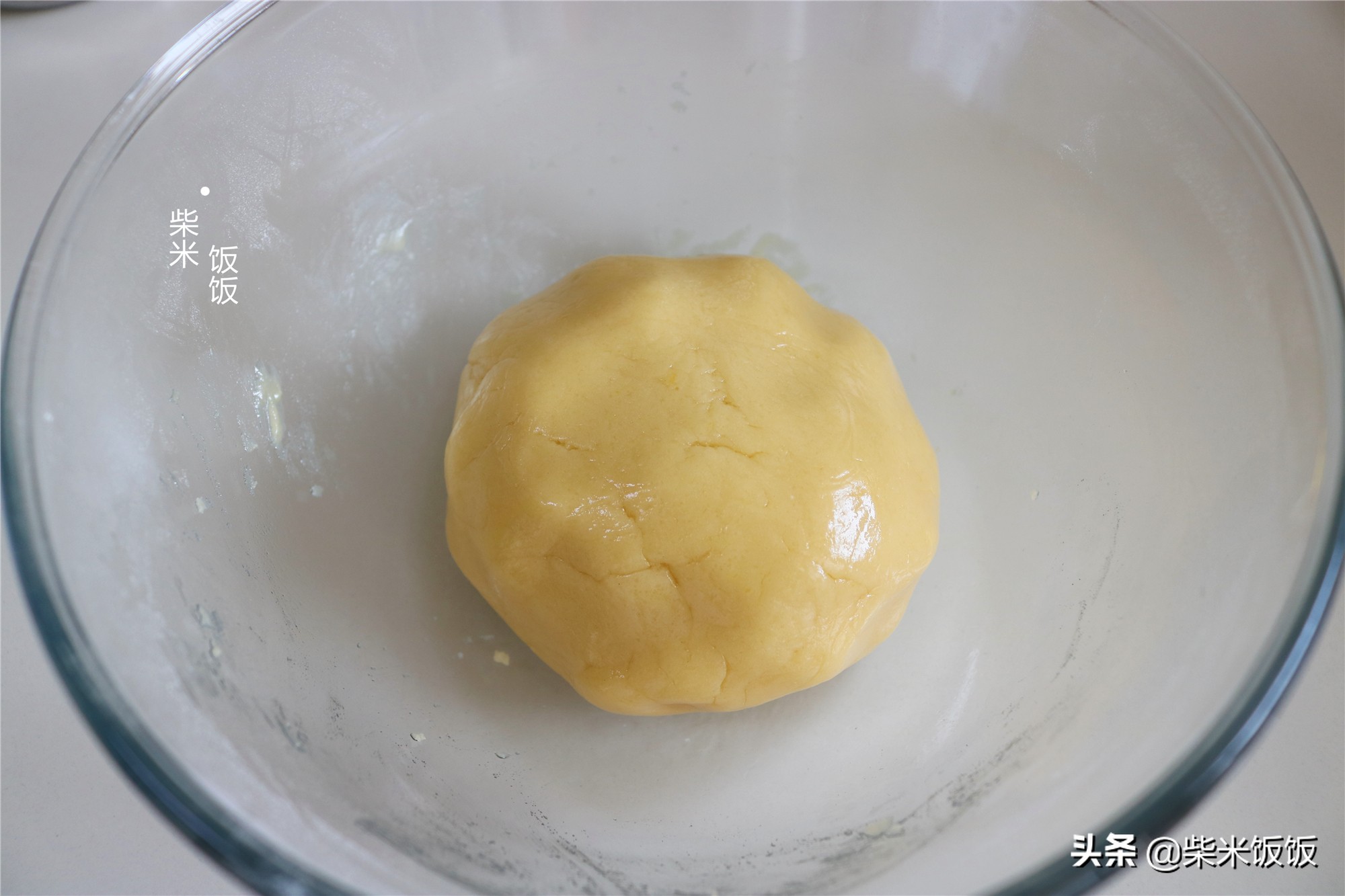 想吃桃酥不用買，普通麵粉就能做，做法簡單，香酥好吃