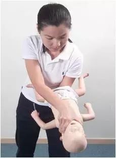 5分钟学会这3个保命急救技巧，生死关头，可以救你一命