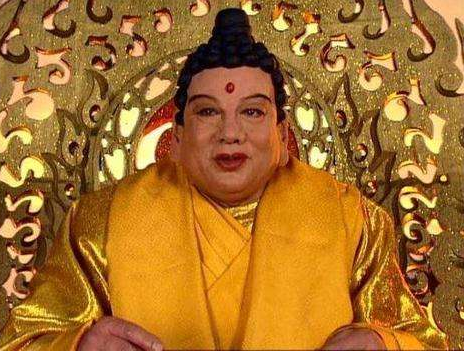 中国最经典的如来佛祖扮演者，去泰国逛佛庙，