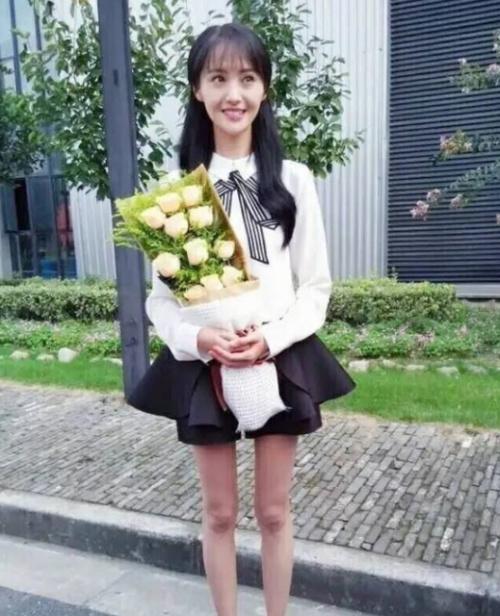 被妈妈控制20多年的郑爽，是如何一步步变成一个