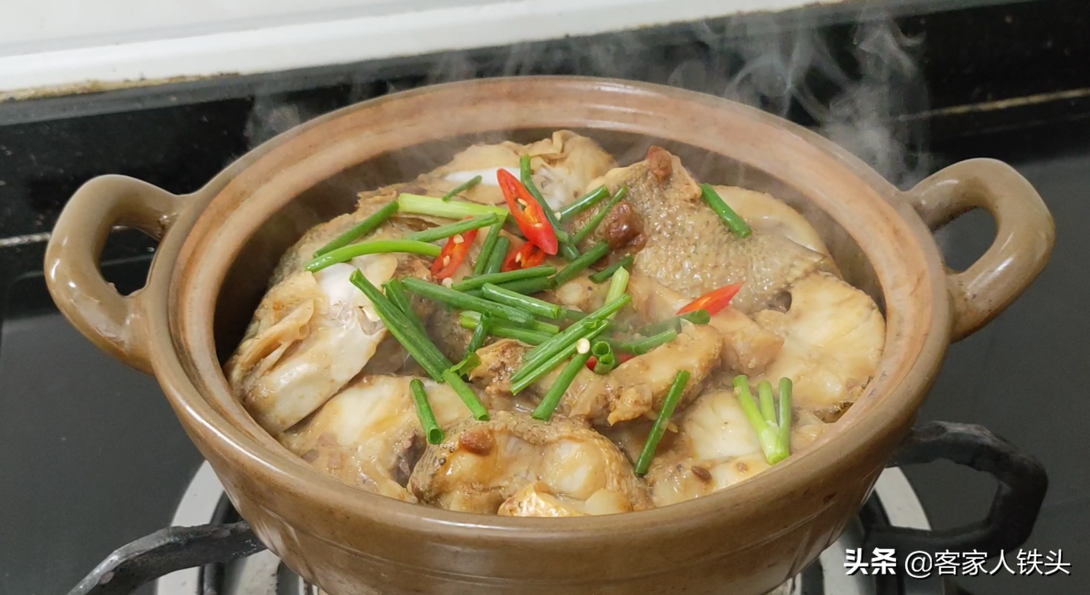 天冷吃魚別煎炸，試試一個懶人做法，6分鐘出鍋，好吃不腥口感滑