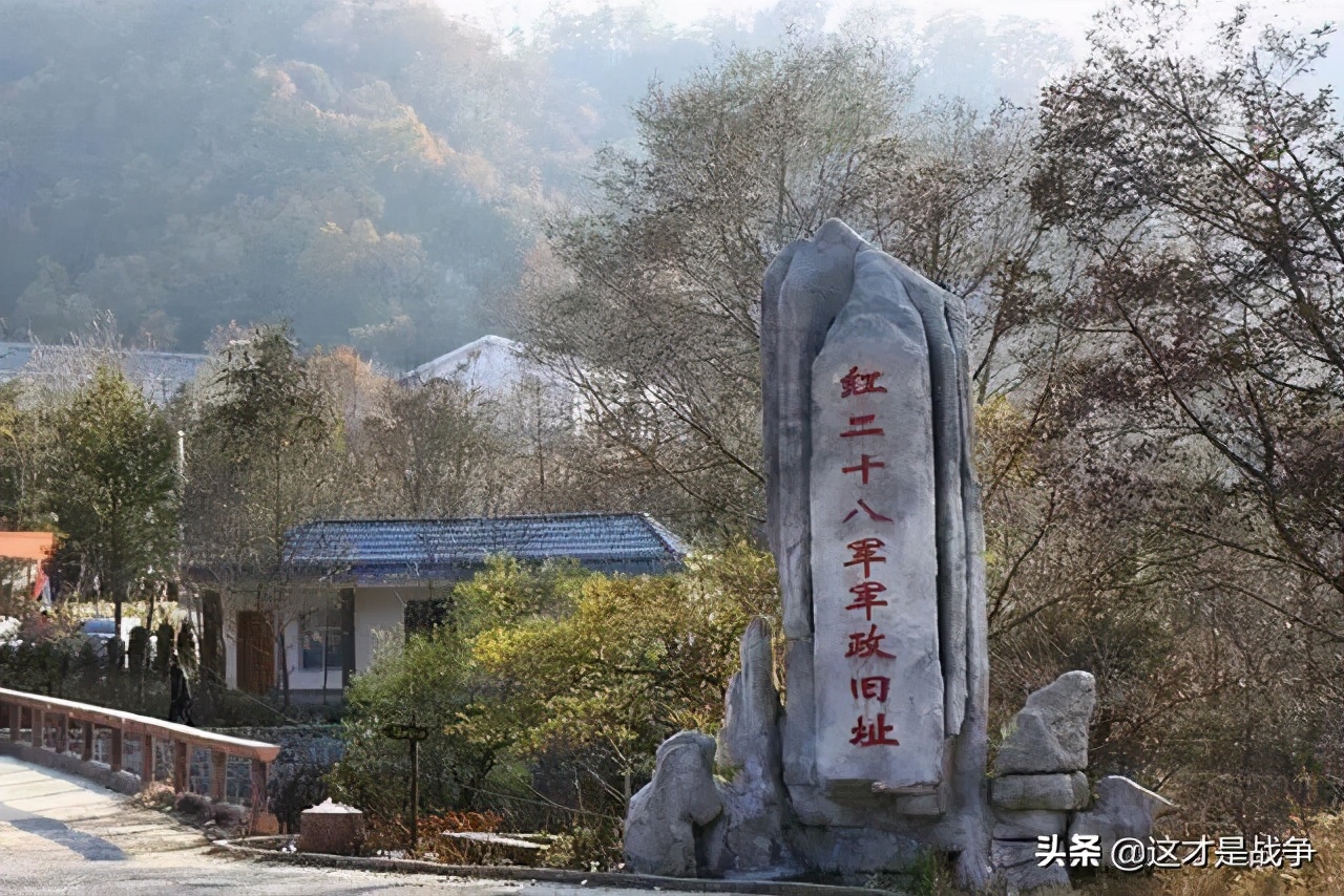 他搞肃反错杀了很多人，但是在他率领下，活下来的人更多