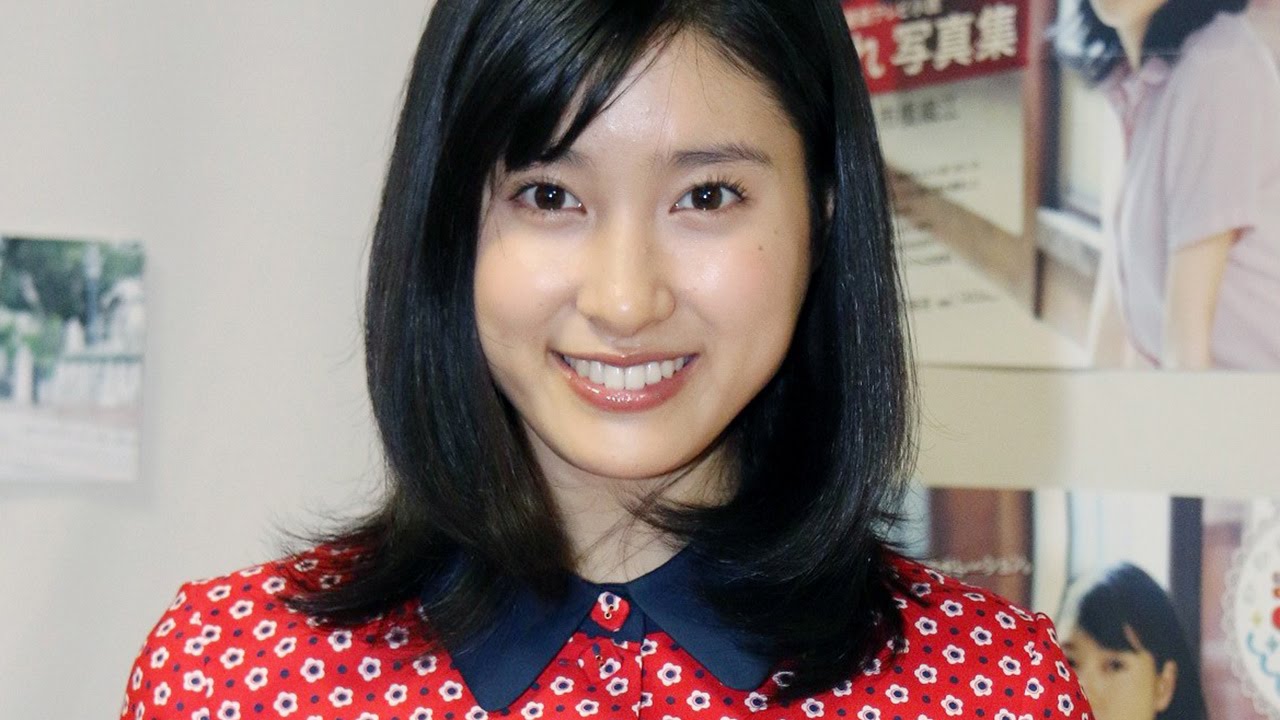 土屋太凤:大学念了八年还能顺利毕业不?