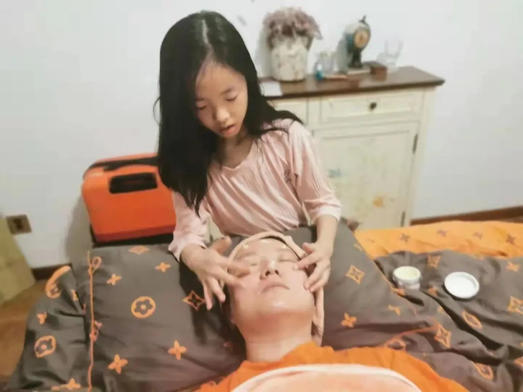愿时光温柔以待 愿母亲笑靥如花丨双流实小东区开展母亲节主题活动