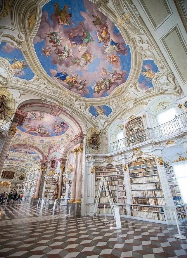 世界最美图书馆  里面藏着天堂的样子