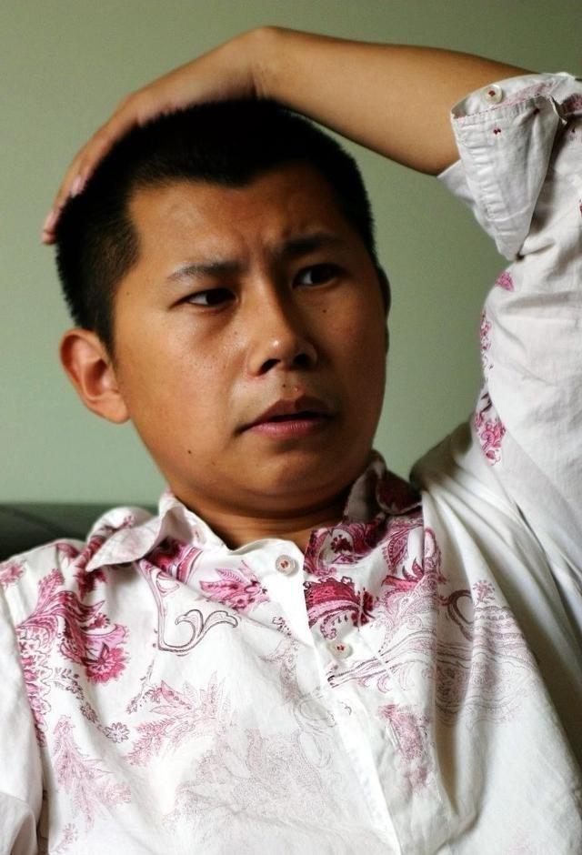 德云四少近况曝光，何云伟被徒弟“踢”，曹云金却住豪宅泡女明星