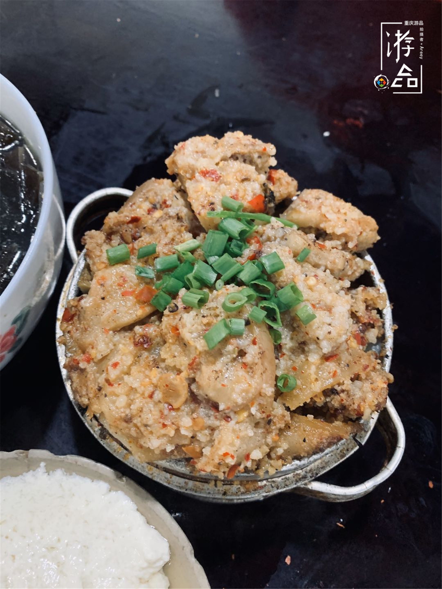 重庆黄桷坪的梯坎豆花被吹上了天，人均消费30元，味道不敢恭维