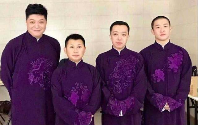 岳云鹏被霸凌的那些年：被曹云金按在台上暴揍