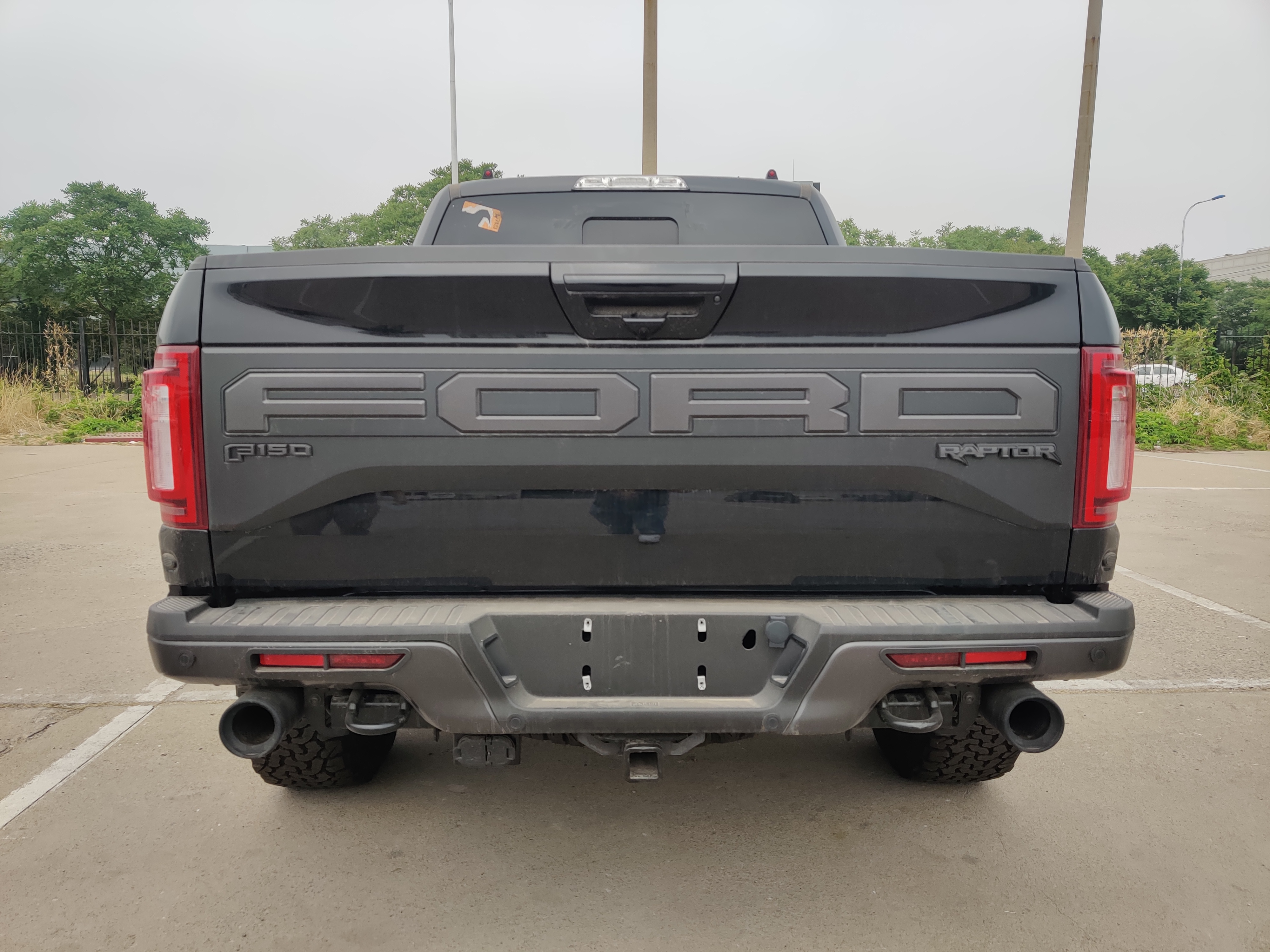 2020款福特f150猛禽黑色现车国六排放