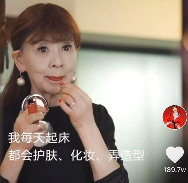 81岁姥爷收破烂，口吐芬芳，为何还获1.4亿点赞，