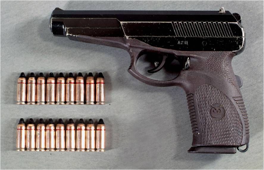 普京大帝的保镖，长相不许出众，身高体重有要