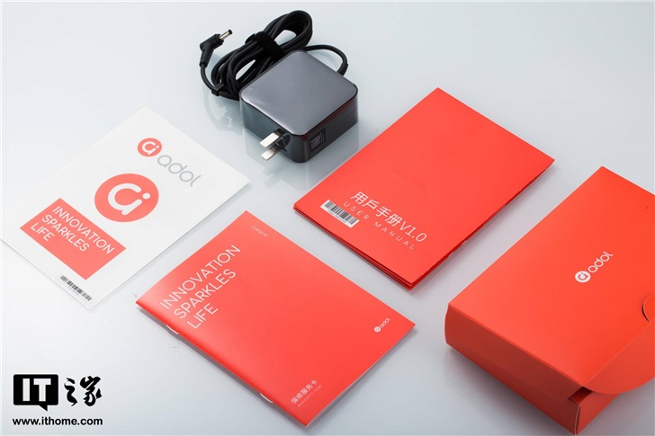 超高颜值和超长续航，猛男专属，新款华硕adolbook14 2020评测