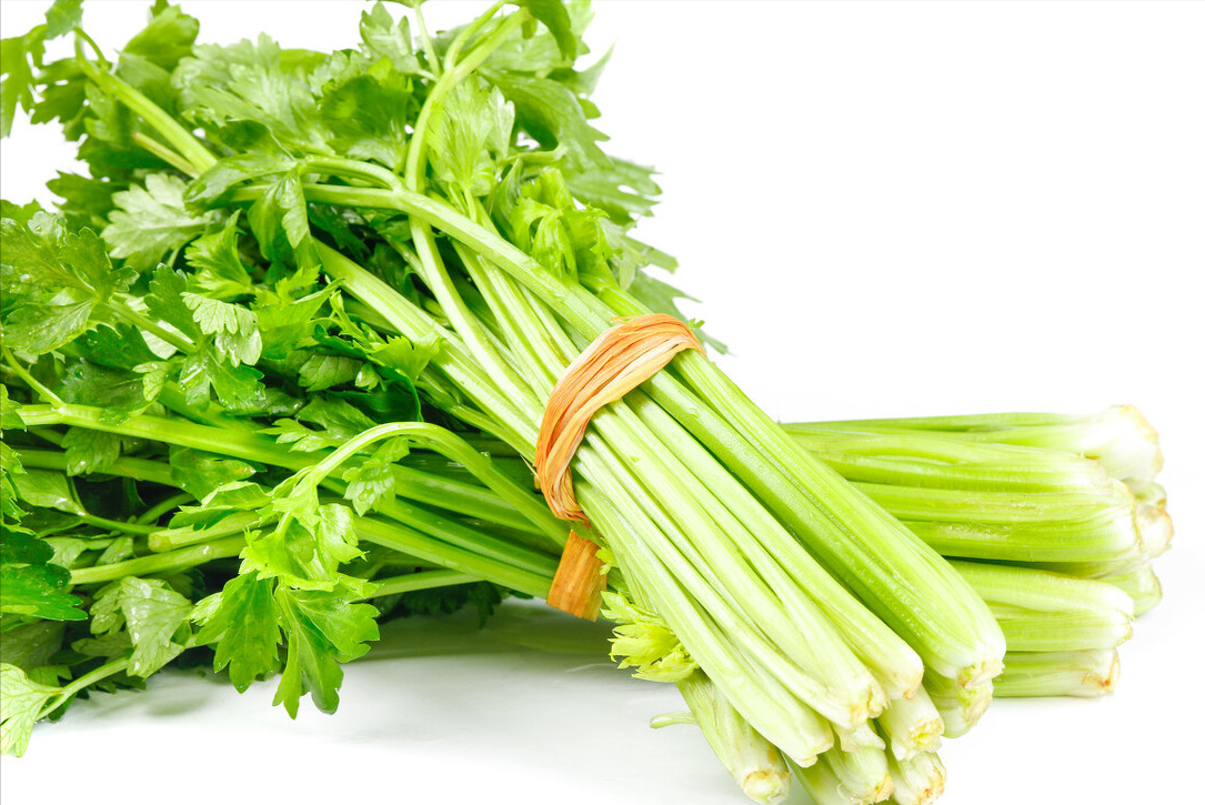 買(mǎi)芹菜，挑“粗的”還是“細(xì)的”？差別比較大，建議弄明白再買(mǎi)