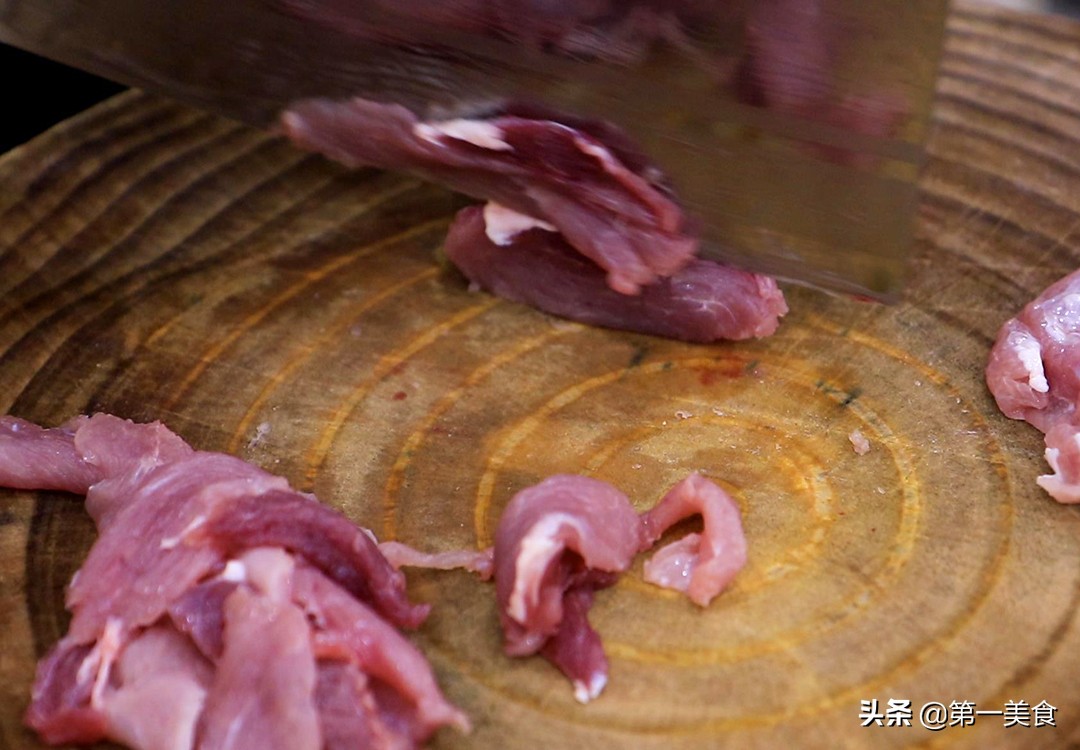 图片[2]-饭店的香菇肉片为啥好吃 原来腌制是关键 厨师长教你正确做法-起舞食谱网