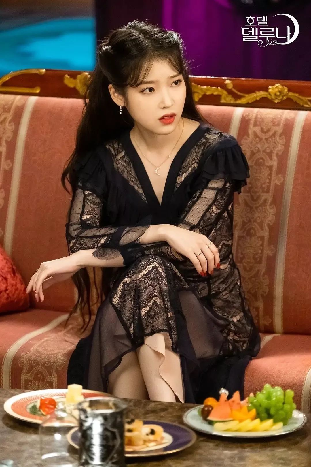 《德鲁纳酒店》更名满月的衣橱？| 时尚