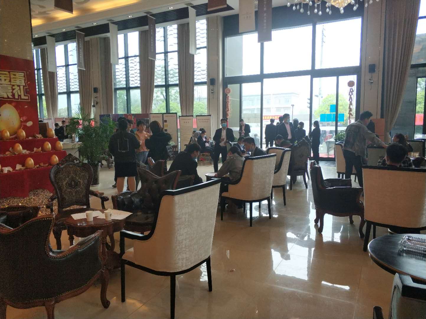 南龙湖又现“零首付”，这茬韭菜要连根拔了