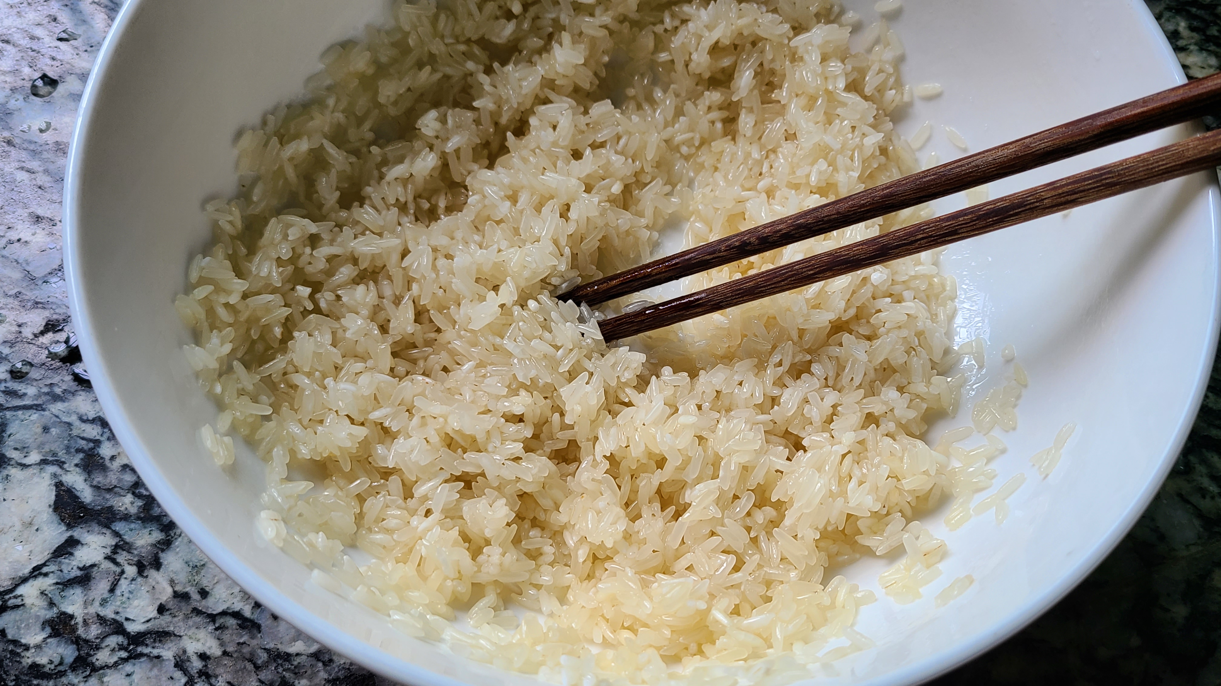 广东很好喝的海鲜粥，9分钟就能熬得又浓又稠，味道鲜美