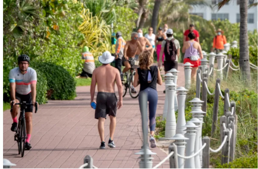 复工首日一个工厂1031人感染！即将解封的BC人不