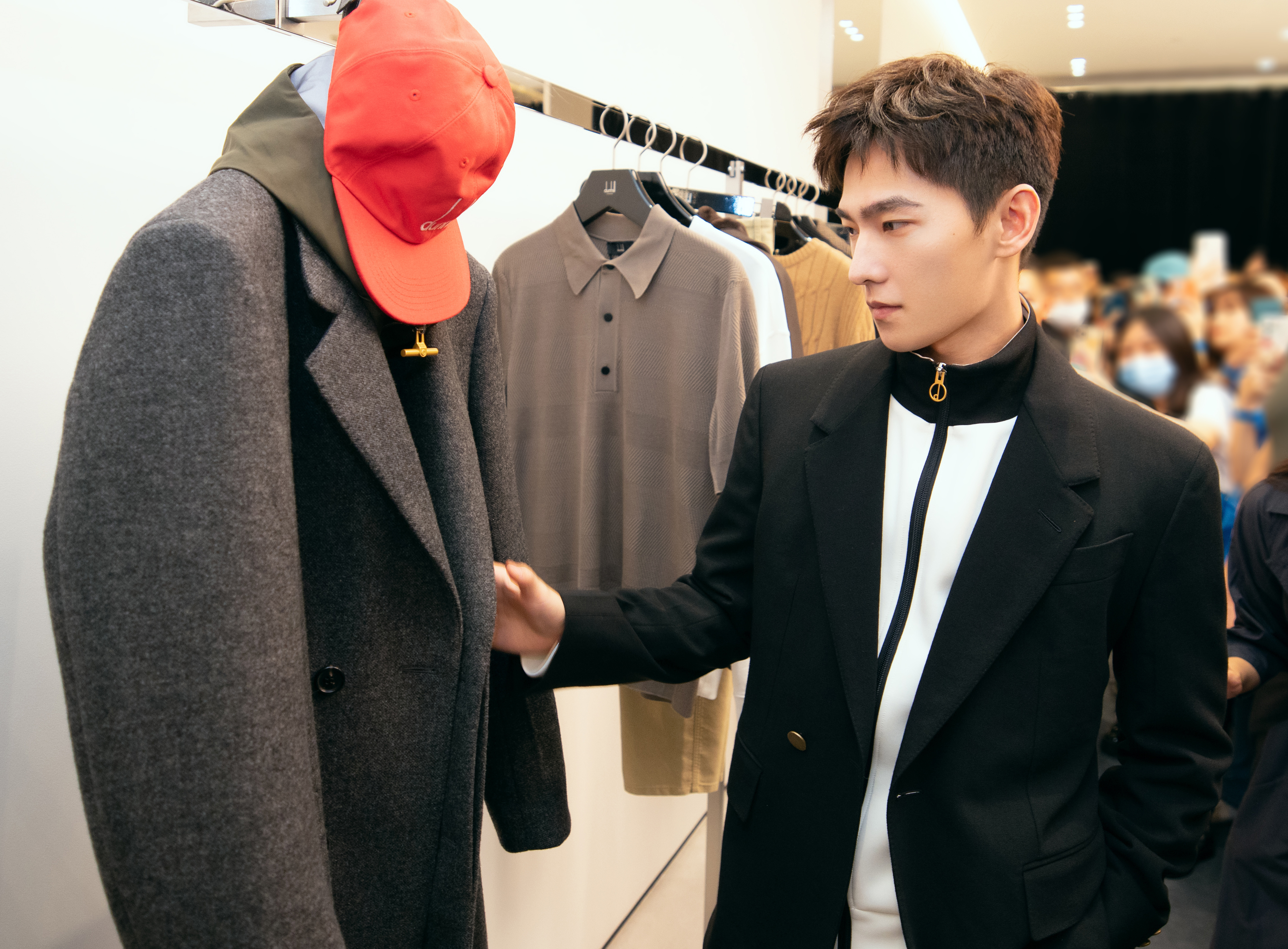 dunhill 成都IFS精品店全新升级盛大开业