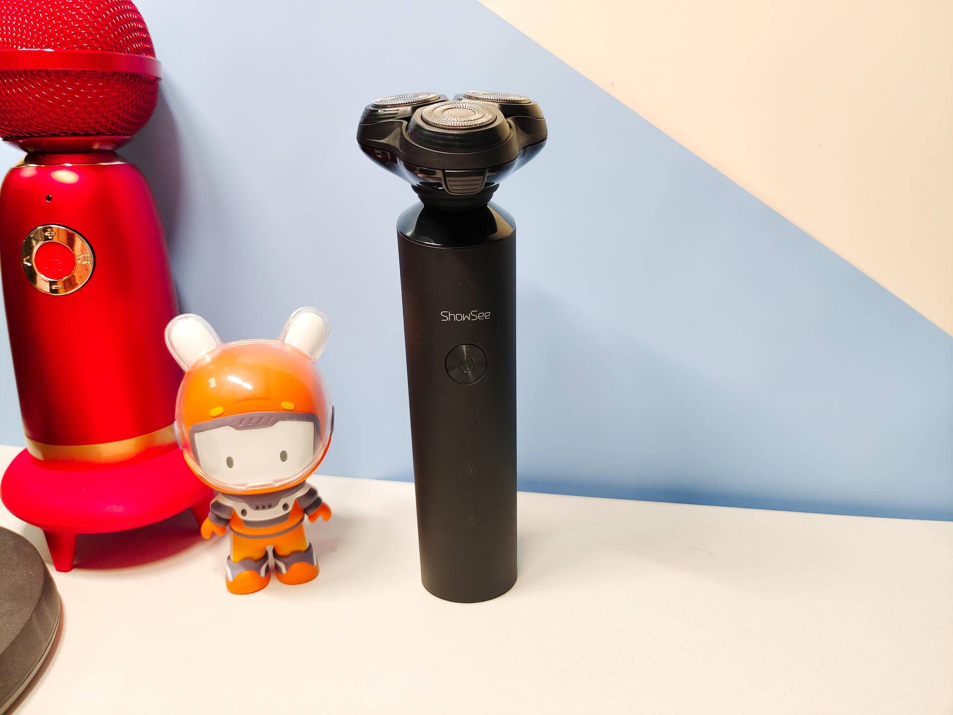 男士离不开的生活用品，小适F1剃须刀上手体验