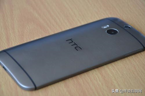 第一批安卓机生产商HTC，曾排行全世界第三，现被销售市场忘却