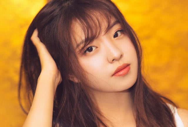 13岁\"华谊小公主\"王文，也疯狂追星，看