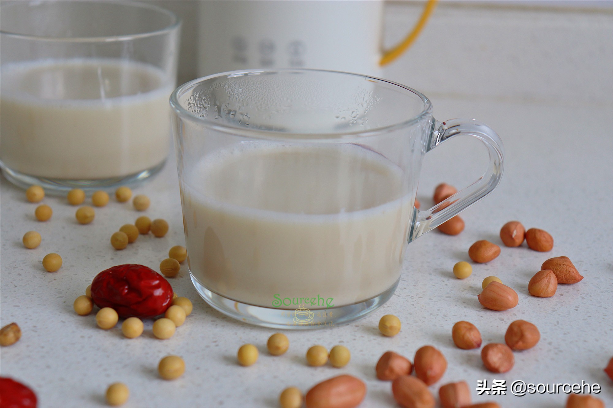 豆漿別只會放黃豆，多加兩物，每天一碗，臉色紅潤，尤其是女生