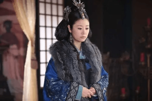 5位“裝嫩”失敗的女星，劉濤周迅勉強接受，63歲演10多歲過分了