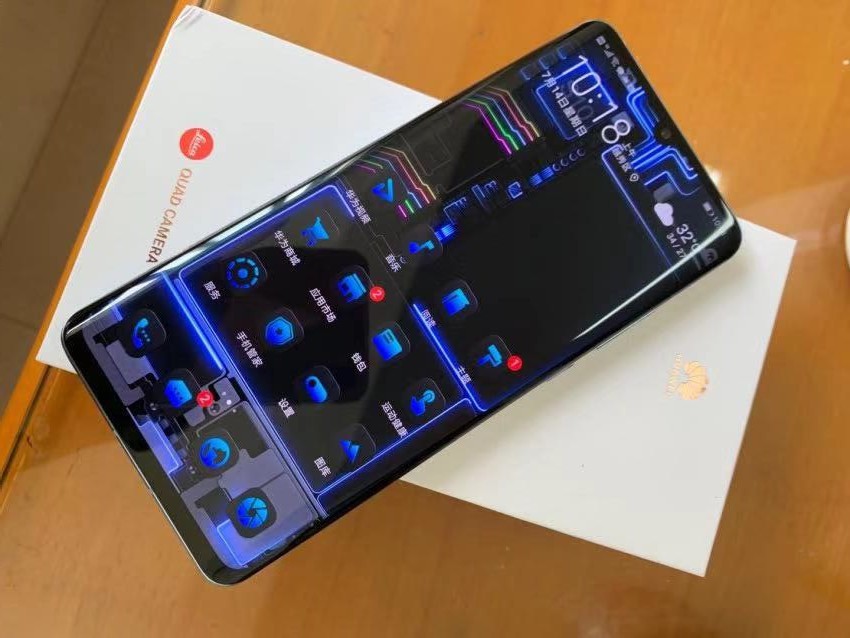 从5488跌至2555，7nm+曲面屏+鸿蒙系统，从高端市场跌至中端市场