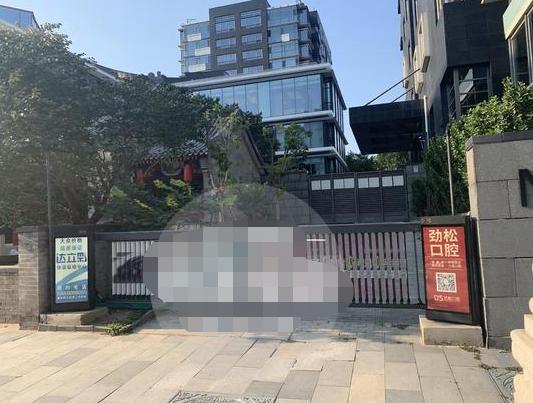 成龙方豪宅被开发商坑遭拍卖？公司回应：在诉讼阶段，有交易合约