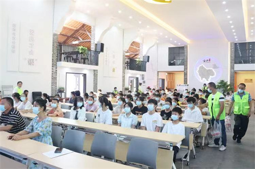 「益橙长——青少年健康行」防溺水征文颁奖典礼