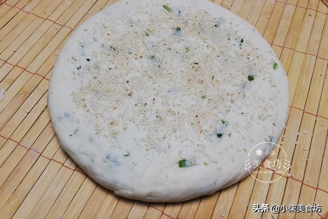 图片[13]-发面饼好吃诀窍 掌握2个关键点 外酥里软层次多 咬一口满嘴香-起舞食谱网