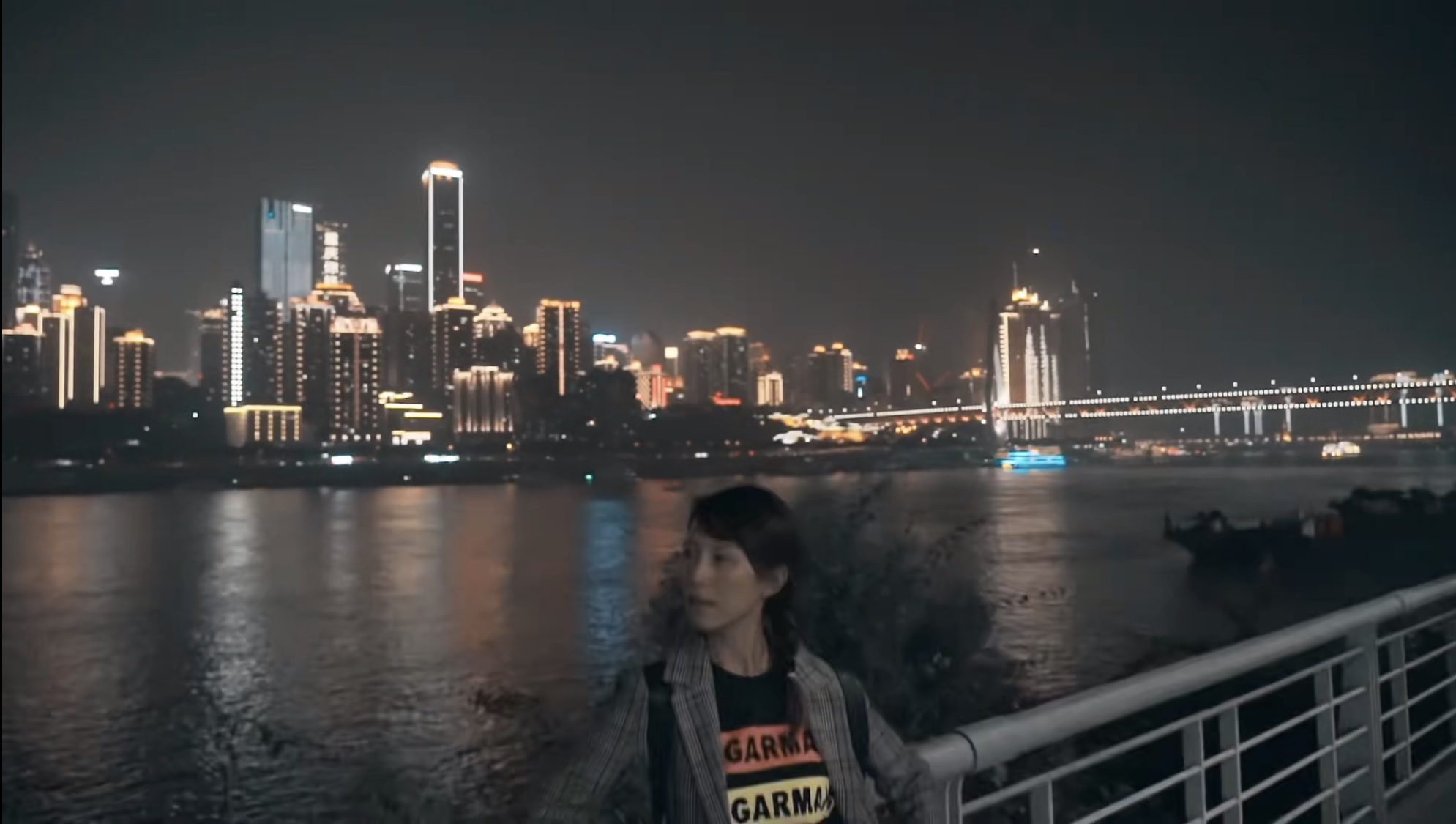 重庆崽儿张晋携蔡少芬回到家乡，一支短片，将山城的美一网打尽