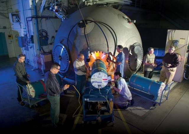 核弹也有保质期？美国36年，俄罗斯20年，中国多少年？