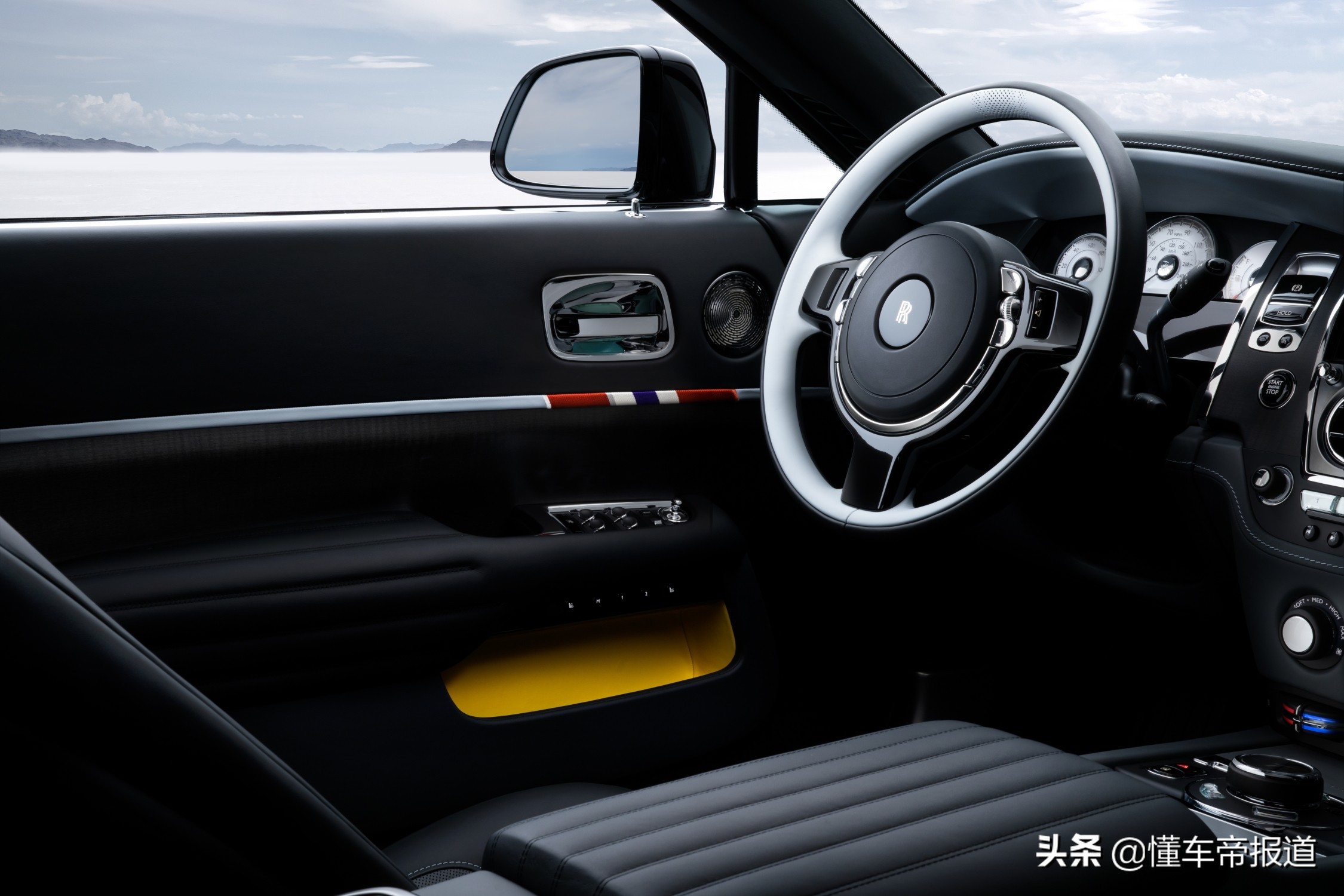 新车｜致敬“陆地极速”，劳斯莱斯发布魅影/曜影典藏版官图