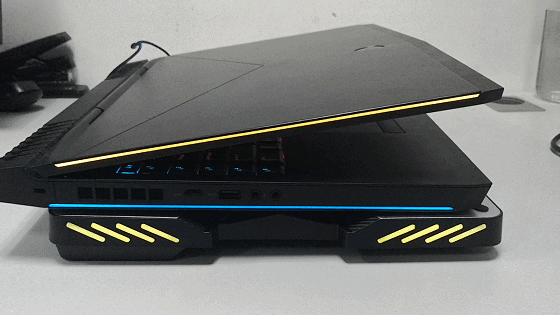 火爆游戏也要冷静对待-超频三冰斧PC-5RGB游戏笔记本散热器评测