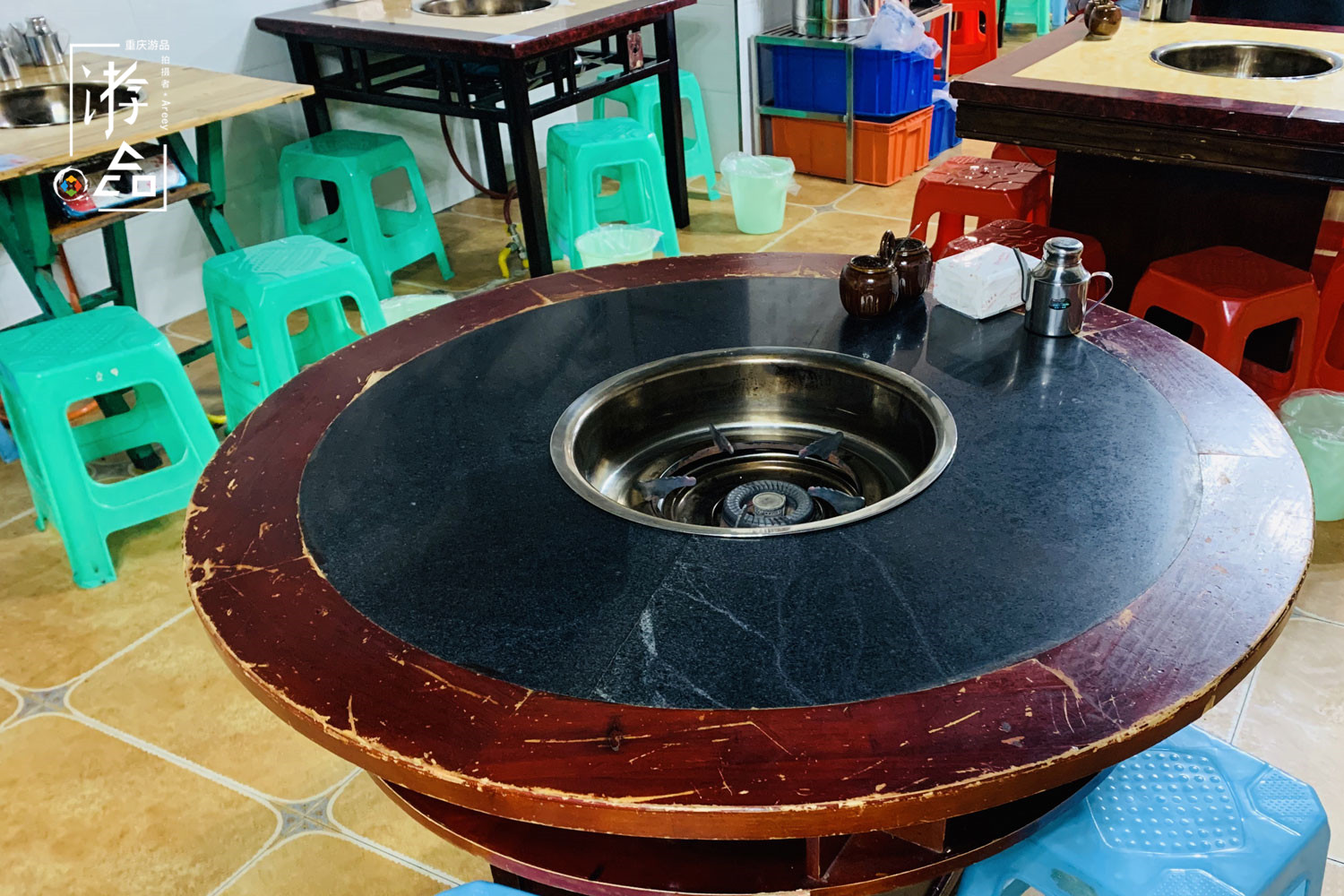 闯荡重庆城：涪陵人余老幺借了5000块开火锅店，如今在渝北买了房