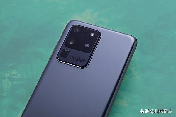 S20上市两个月，价格已有千元降幅，安卓机皇的面子还要不要了？