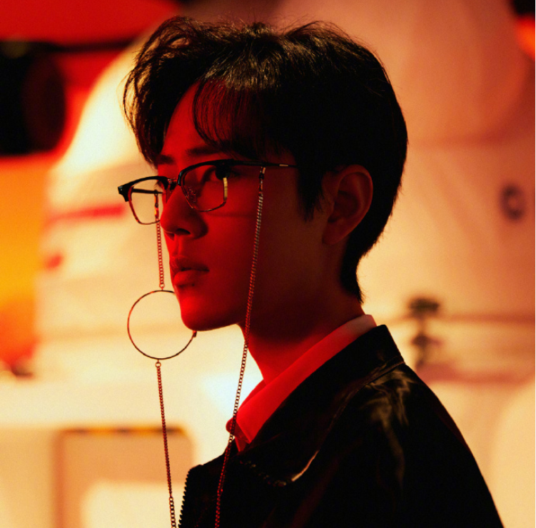 堪称娱乐圈中神颜的明星，你第一个想到了谁？