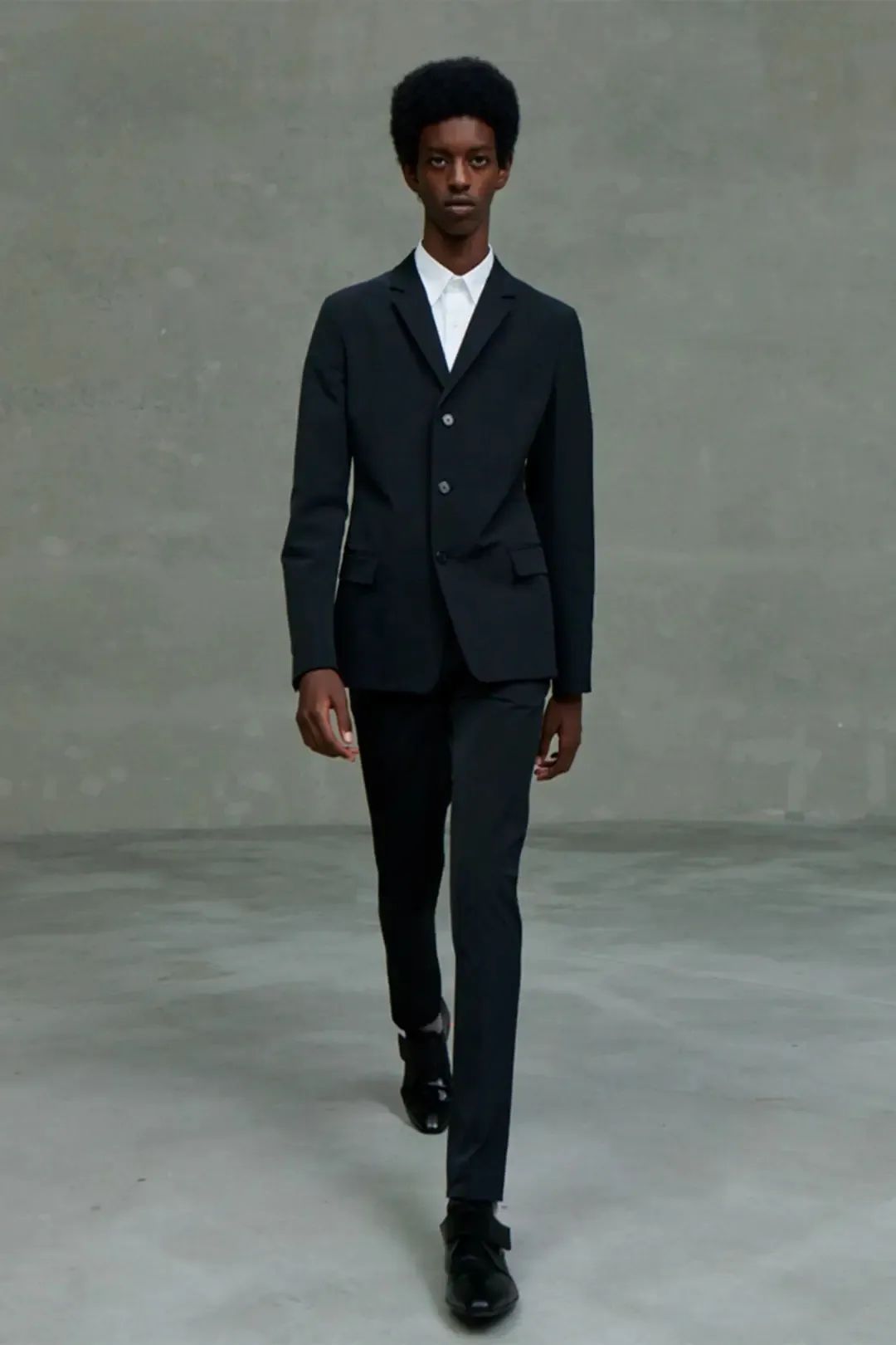 Prada 2021春夏多重视角未演之秀